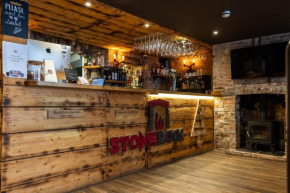 Stonerock Lodge